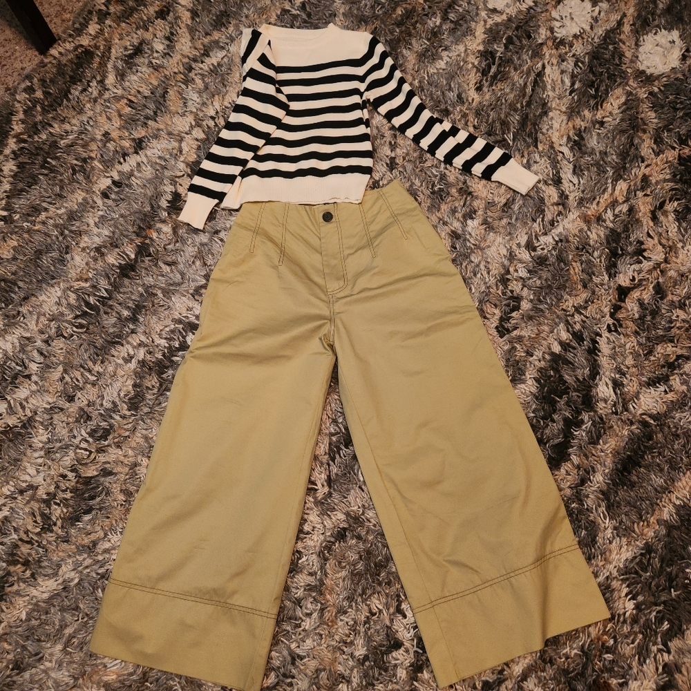 Wide leg Cropped pants